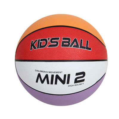 厚くなる無臭のゴム製幼児のスポーツの球の多機能