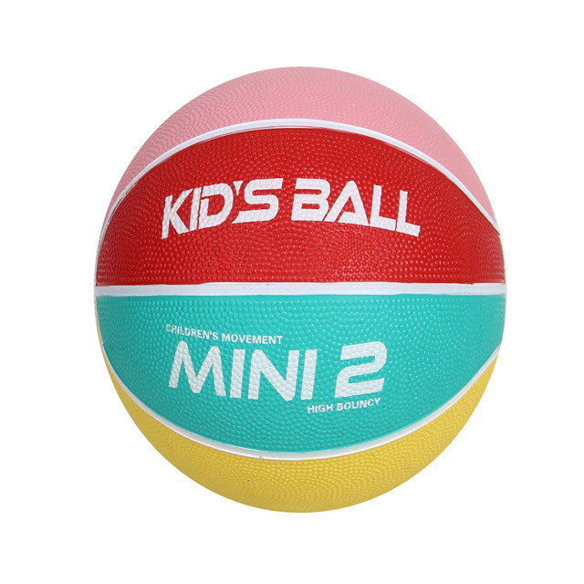 厚くなる無臭のゴム製幼児のスポーツの球の多機能